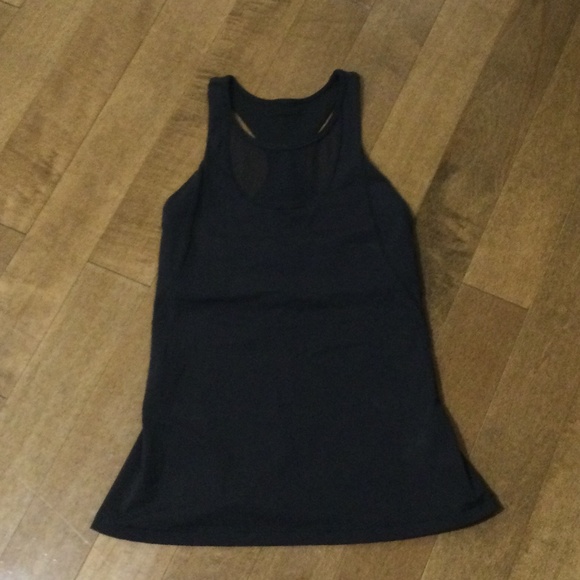 Black lululemon tank top - Picture 1 of 6